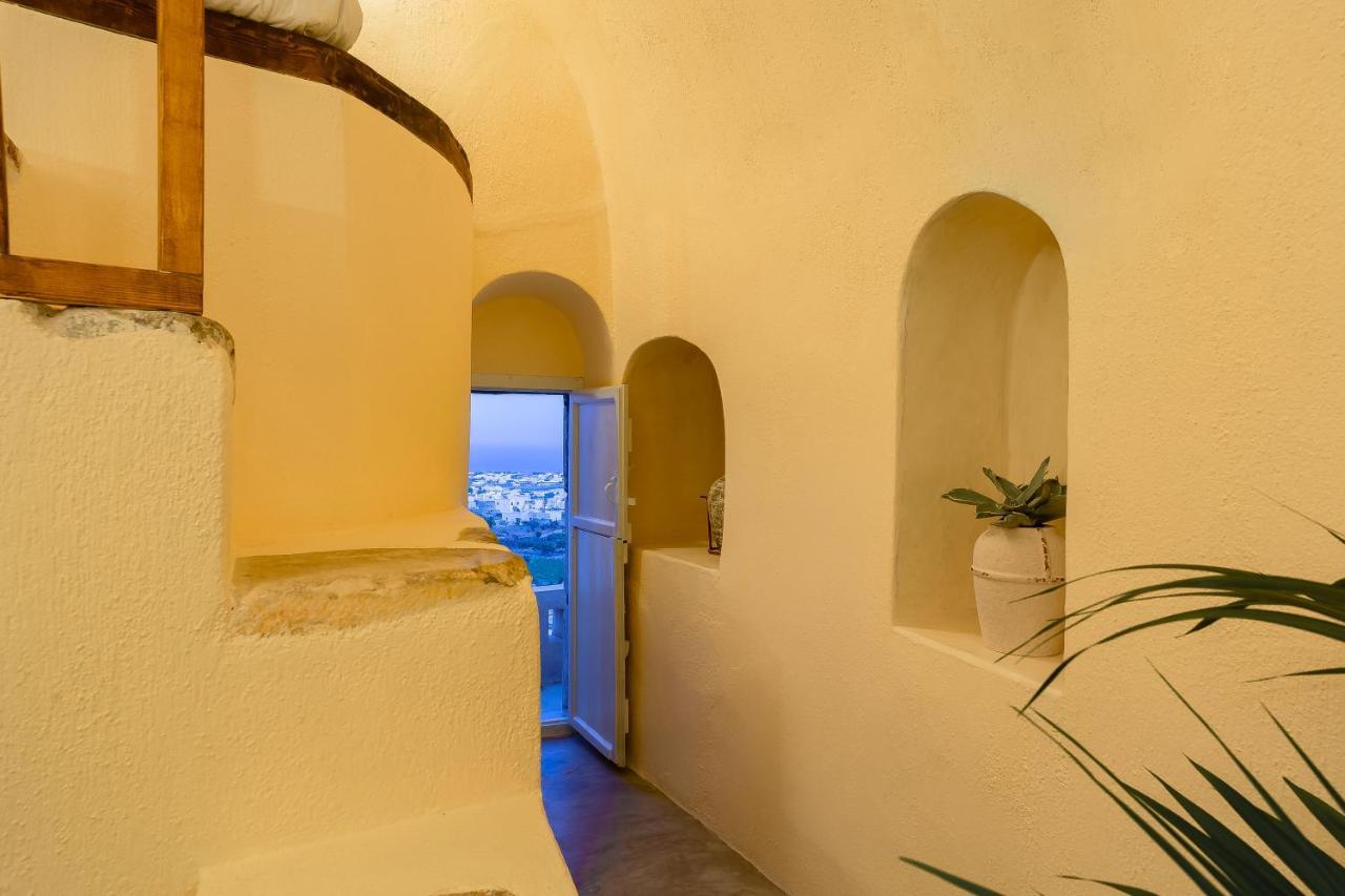 Exi Castle Suites Emporio  Exterior photo